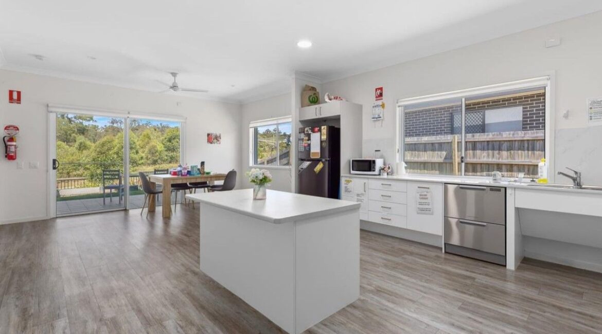 Kitchen-to-Dining-1