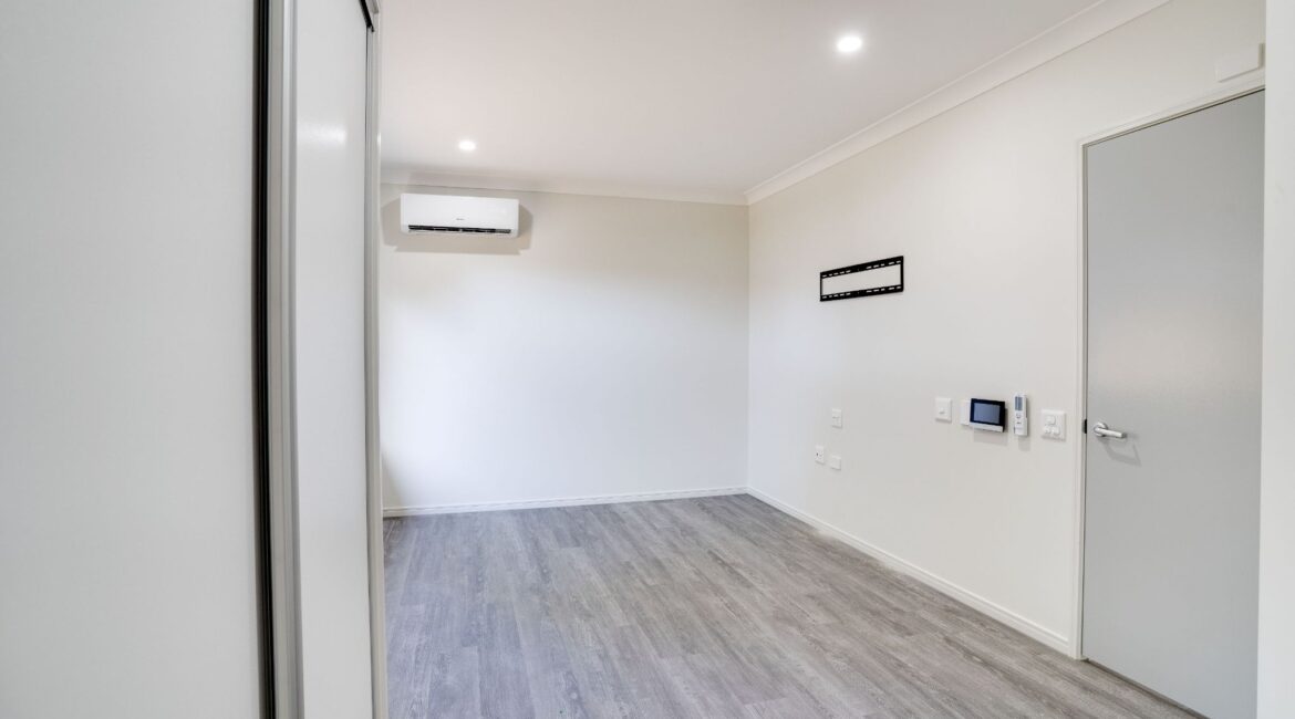 room-1-4