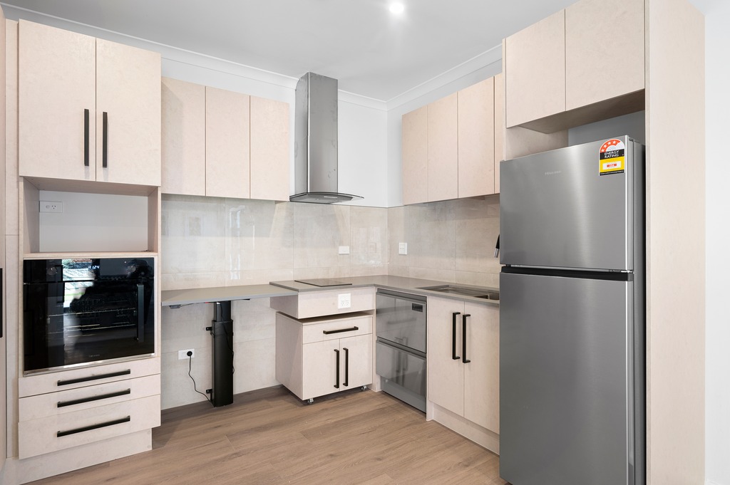 47-Arncliffe-Boulevard-Greenvale_013_1024
